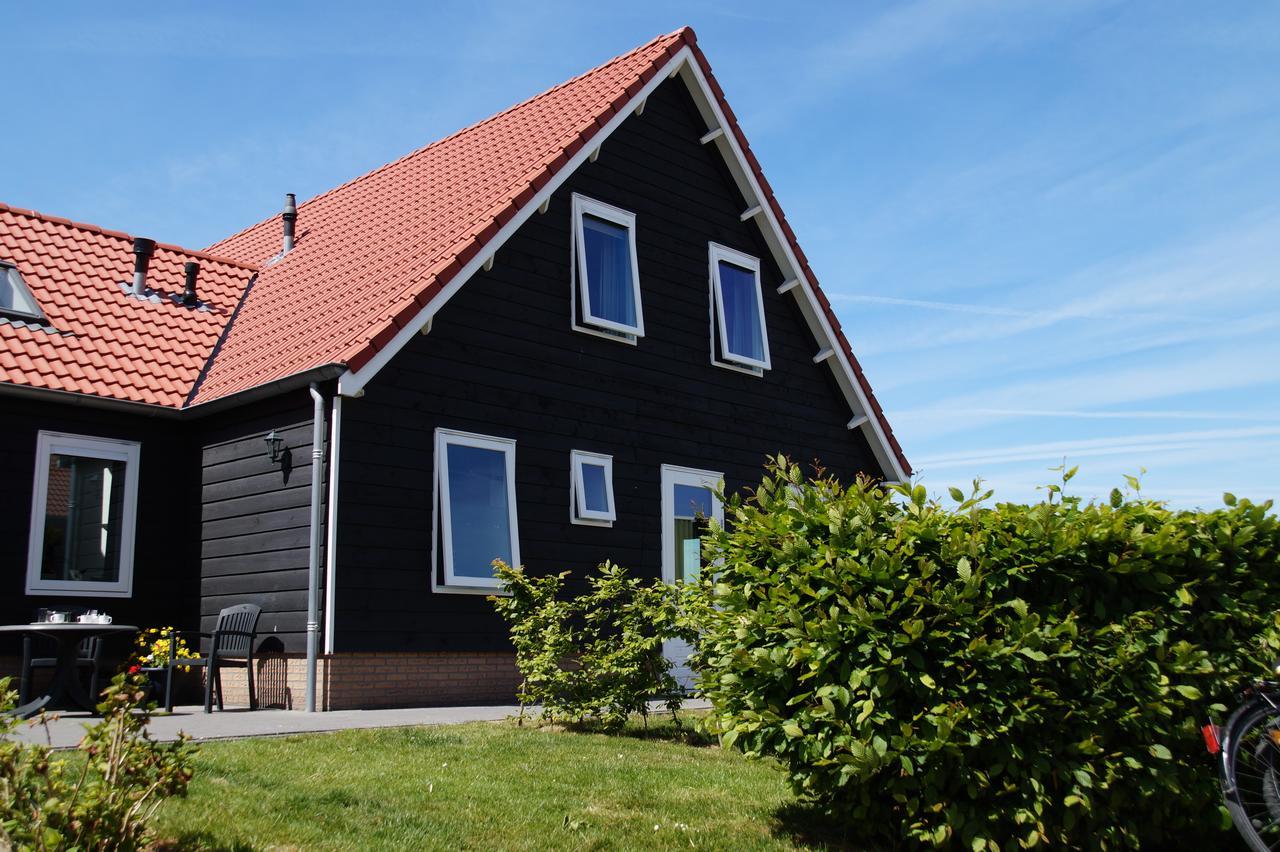 Vakantiehuizen Hofstede Elzenoord Vrouwenpolder Exterior foto