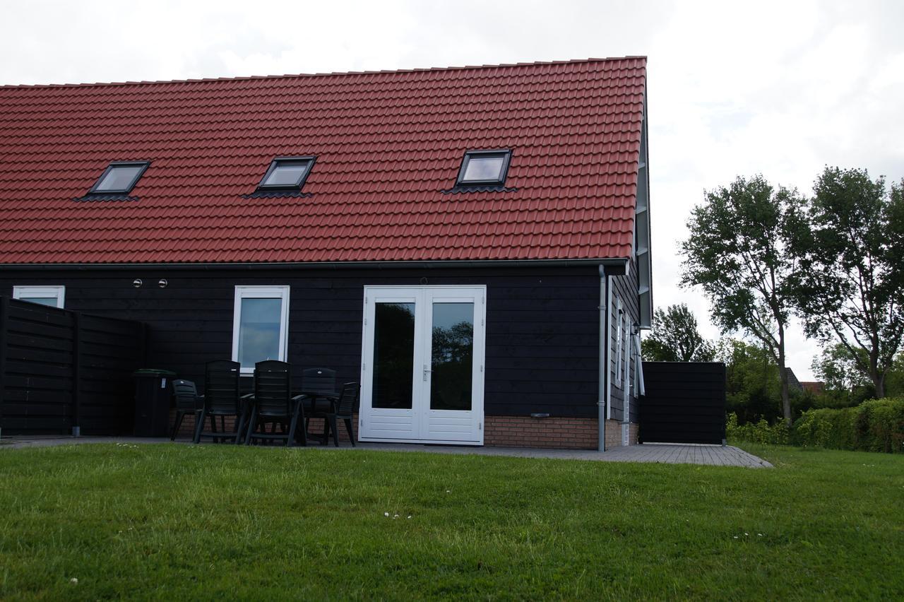 Vakantiehuizen Hofstede Elzenoord Vrouwenpolder Exterior foto